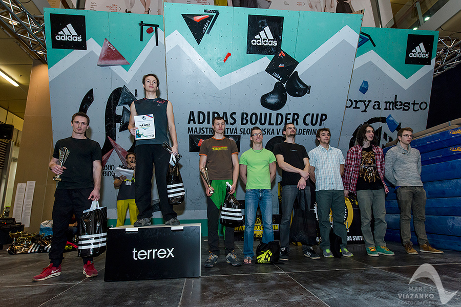 aupark, adidas boulder cup, bouldering, climb, lezenie, súťaž, pretek, majstrovstvá slovenska v boulderingu, hory a mesto