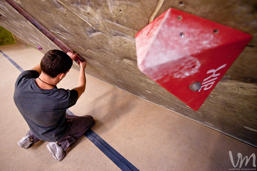 vertigo, open, lezecke, centrum, boulder, bouldering, umela, stena, boulder, pretek