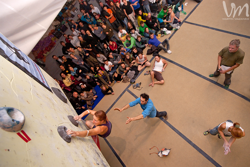 vertigo, open, lezecke, centrum, boulder, bouldering, umela, stena, boulder, pretek